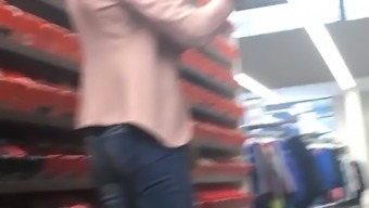 shopping jeans ass