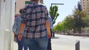 wide big booty in jean CANDID ASS