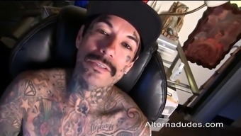 caribbean tatted skater fights off