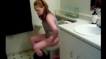 voyeur spycam on toilet girl