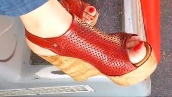 Candid wedge sandals in bus