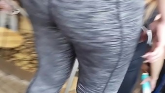 Candid Arabic Onion Booty in Gym Quickie #2