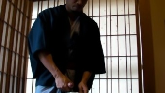 Blowing a load at a Japanese ryokan