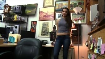 Pretty hot teen Naomi Alice bangs pawn owner for extra cash