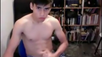 dazzling amateur 18 year old gay guy