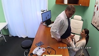 Super hot patient bangs doctor in office