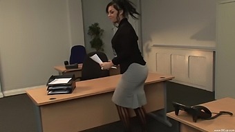 Hardcore fucking on the office floor with secretary Kerry Louise