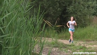 Solo brunette gets horny while outdoors & starts playing - Adelle