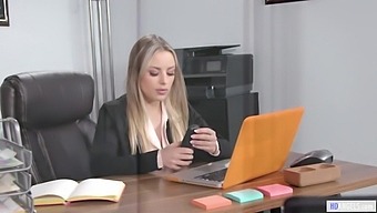 Lesbian Office Sex With Hot Colleagues And - Cl O, Anna Claire And Penelope Kay