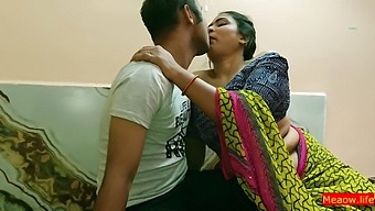 Indian village bhabhi gets fucked hard and swallows cum