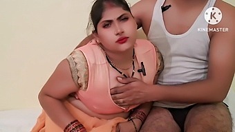 Indian couple's mature wife shares on webcam