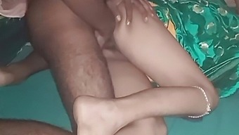 Desi beauties in hot Indian sex scene