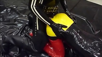 Big-butt Latina gets pounded in latex
