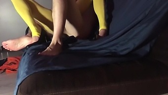 Stocking lovers rejoice: Teenie Beanie's pussy got filled and her pantyhose got wet