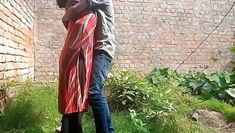 Indian teenager gets rough outdoor sex with her boyfriend